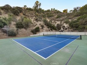 67 Penhill Court, Glendale CA 91206