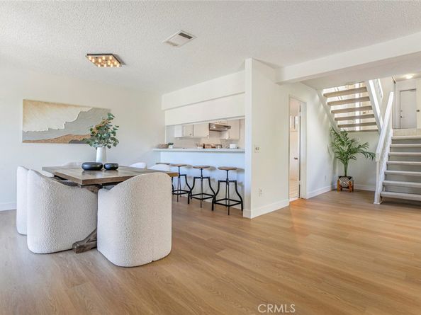 67 Penhill Court, Glendale CA 91206