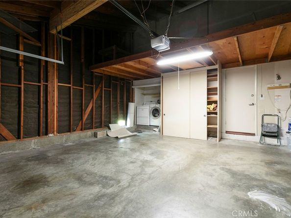 67 Penhill Court, Glendale CA 91206