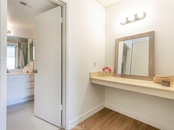 67 Penhill Court, Glendale CA 91206