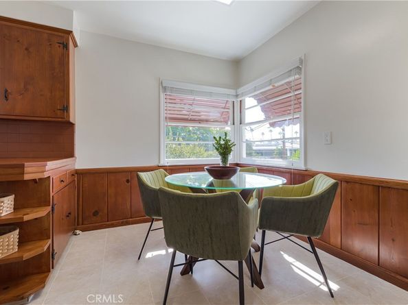 100 E Kenneth Road, Glendale CA 91207