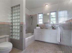 100 E Kenneth Road, Glendale CA 91207
