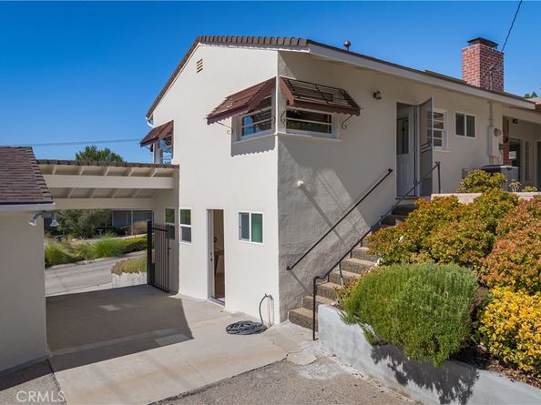 100 E Kenneth Road, Glendale CA 91207