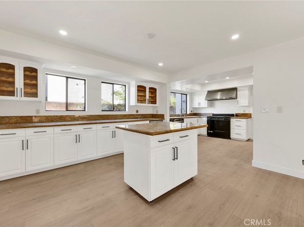 20243 Lanark Street, Winnetka CA 91306