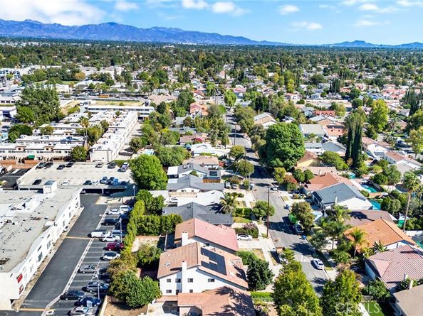 20243 Lanark Street, Winnetka CA 91306