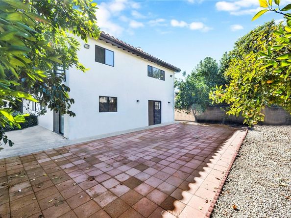 20243 Lanark Street, Winnetka CA 91306