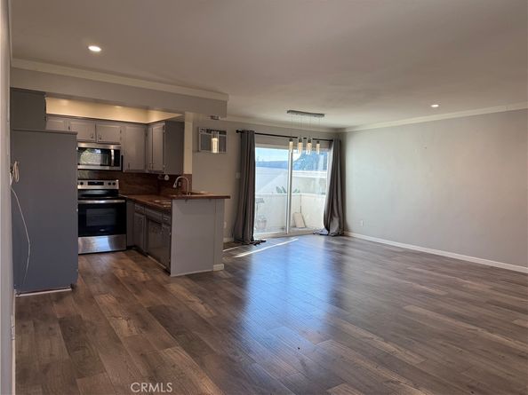 10749 New Haven 30, Sun Valley CA 91352