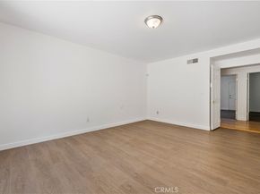 4035 Ellenita, Tarzana CA 91356