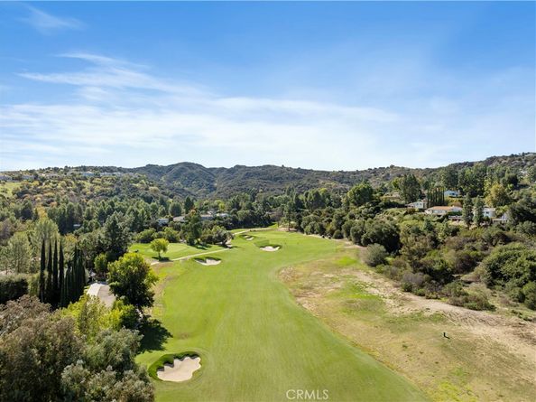 4035 Ellenita, Tarzana CA 91356