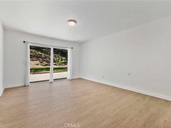 4035 Ellenita, Tarzana CA 91356