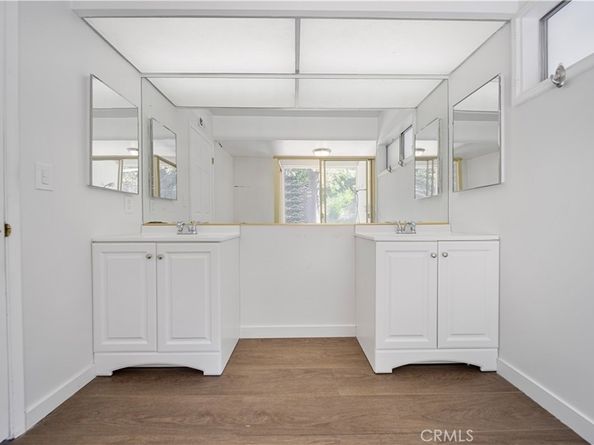 4035 Ellenita, Tarzana CA 91356