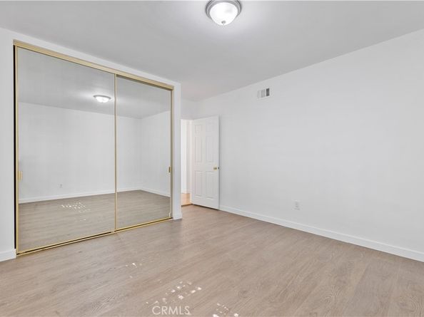 4035 Ellenita, Tarzana CA 91356