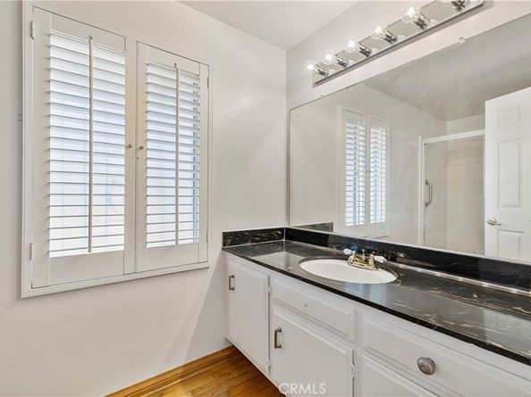 4035 Ellenita, Tarzana CA 91356