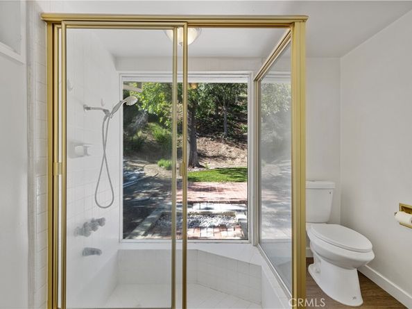 4035 Ellenita, Tarzana CA 91356