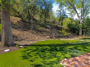 4035 Ellenita, Tarzana CA 91356