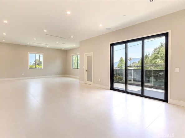 2941 Mary Street, La Crescenta CA 91214