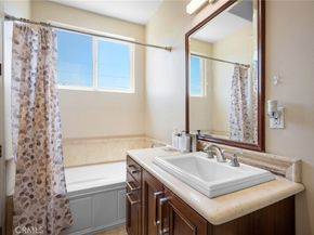 11323 Huston Street 1, North Hollywood CA 91601