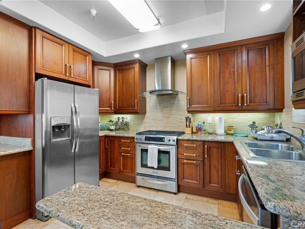 11323 Huston Street 1, North Hollywood CA 91601