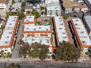 10142 Samoa Avenue 28, Tujunga CA 91042