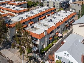 10142 Samoa Avenue 28, Tujunga CA 91042