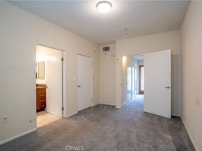 2864 Sunset Place 205, Los Angeles CA 90005