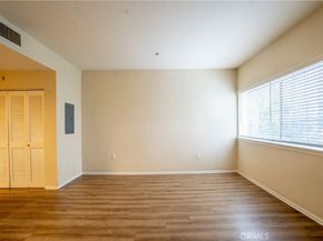 2864 Sunset Place 205, Los Angeles CA 90005