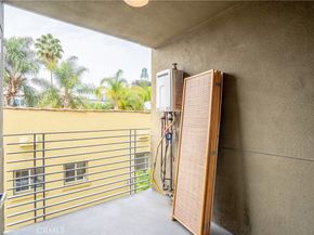 2864 Sunset Place 205, Los Angeles CA 90005