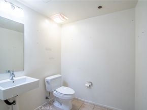 2864 Sunset Place 205, Los Angeles CA 90005
