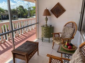 2141 NE 68th St 204, Fort Lauderdale FL 33308