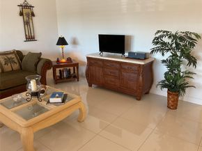 2141 NE 68th St 204, Fort Lauderdale FL 33308