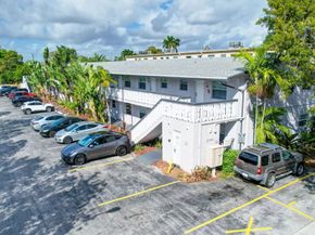 2741 NE 8th Ave 15, Wilton Manors FL 33334
