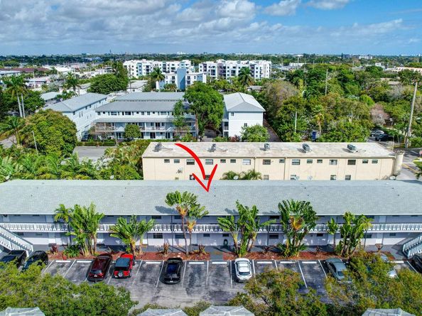 2741 NE 8th Ave 15, Wilton Manors FL 33334