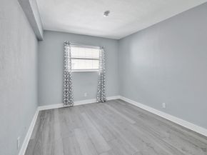 2741 NE 8th Ave 15, Wilton Manors FL 33334