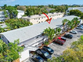 2741 NE 8th Ave 15, Wilton Manors FL 33334