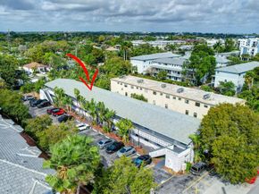 2741 NE 8th Ave 15, Wilton Manors FL 33334