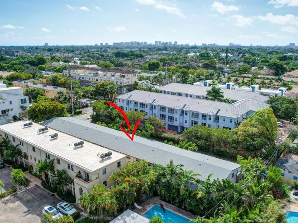 2741 NE 8th Ave 15, Wilton Manors FL 33334