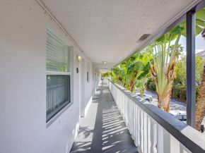 2741 NE 8th Ave 15, Wilton Manors FL 33334