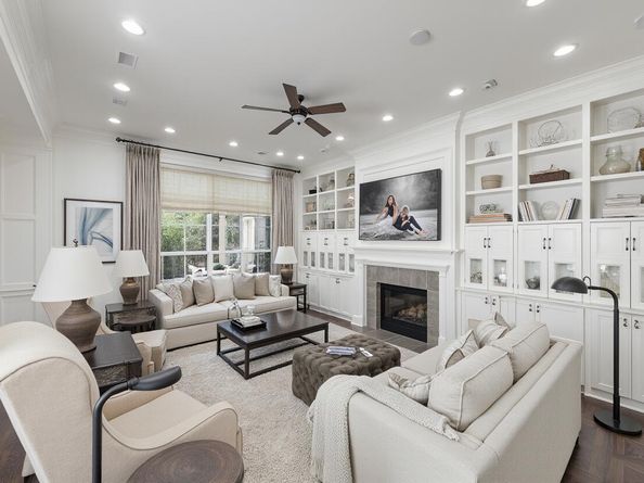 26 Country Road, Village Of Golf FL 33436