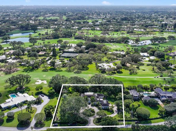 26 Country Road, Village Of Golf FL 33436