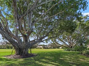 26 Country Road, Village Of Golf FL 33436
