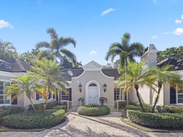 26 Country Road, Village Of Golf FL 33436