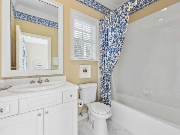 26 Country Road, Village Of Golf FL 33436
