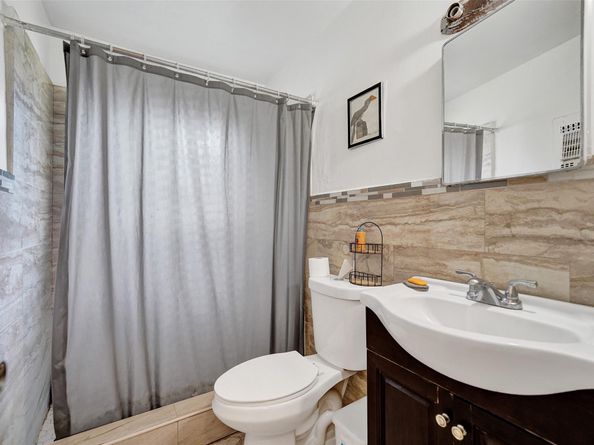 5808 W Park Rd, Hollywood FL 33021