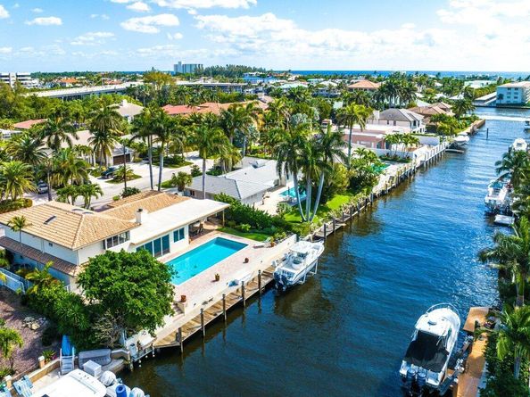 946 Eve Street, Delray Beach FL 33483