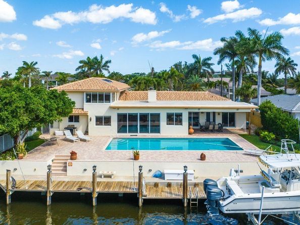 946 Eve Street, Delray Beach FL 33483