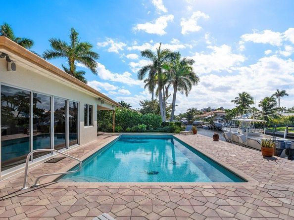 946 Eve Street, Delray Beach FL 33483