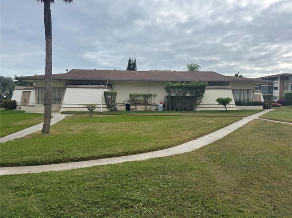 16900 NE 14th Ave 302, North Miami Beach FL 33162