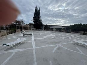 16900 NE 14th Ave 302, North Miami Beach FL 33162