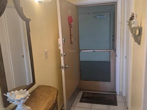 16900 NE 14th Ave 302, North Miami Beach FL 33162