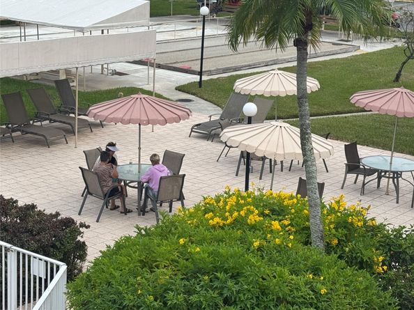 16900 NE 14th Ave 302, North Miami Beach FL 33162